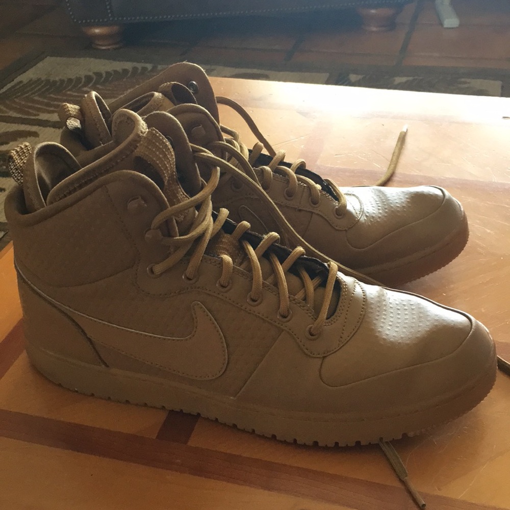 Nike Men Shoes
